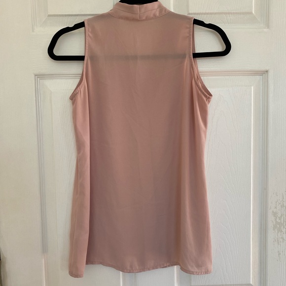 Violet + Claire Dusty Pink Sleeveless Draped Blouse - Picture 3 of 5